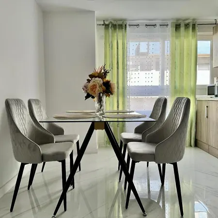 Mediterranean Apartment *